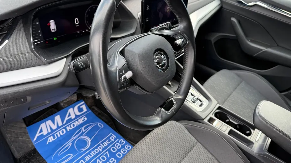 SKODA Octavia -