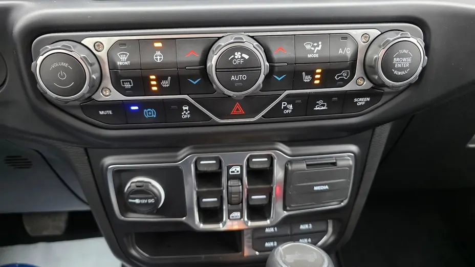 JEEP Wrangler Wrangler Unlimited 2.0 Turbo PHEV 4xe Sahara aut