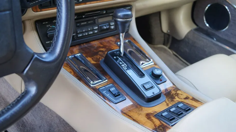 JAGUAR XJS -