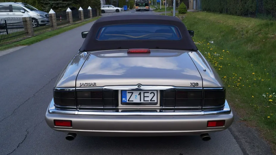 JAGUAR XJS -
