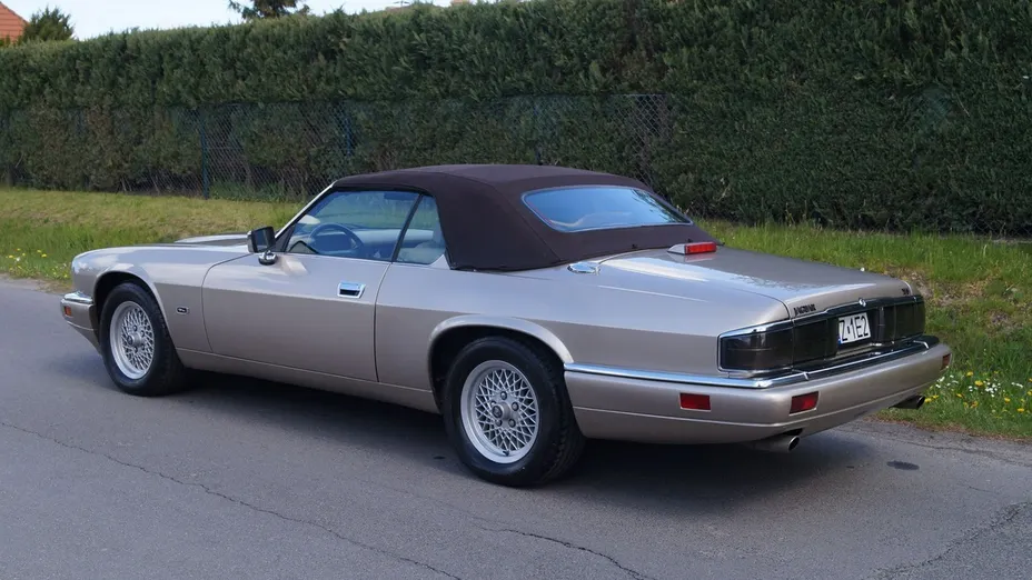 JAGUAR XJS -