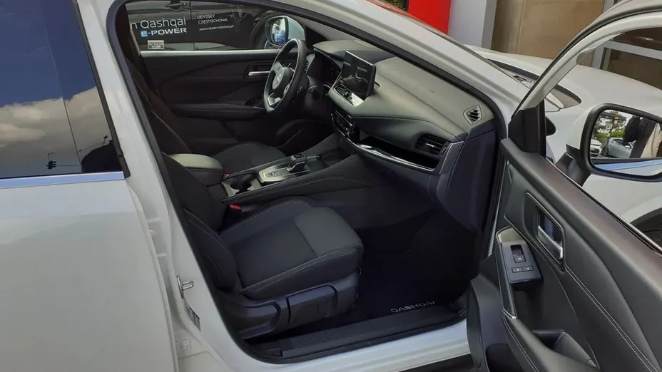 NISSAN Qashqai Qashqai 1.3 DIG-T mHEV N-Connecta Xtronic