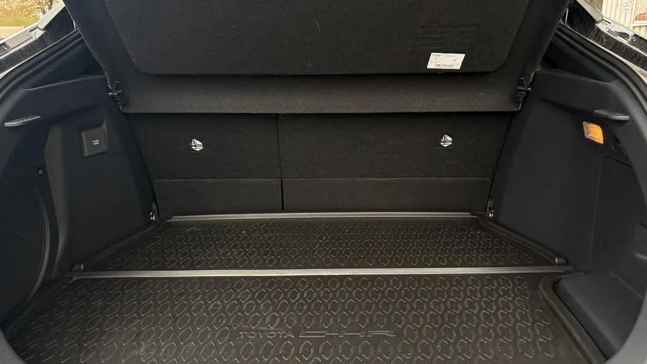 TOYOTA C-HR C-HR 2.0 PHEV Dynamic Force Tokyo Edition