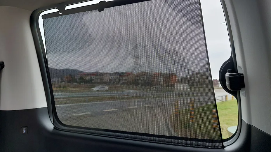 HYUNDAI Staria Staria 1.6 T-GDI HEV Smart VIP aut Nowy