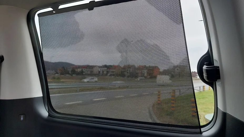 HYUNDAI Staria Staria 1.6 T-GDI HEV Smart VIP aut Nowy