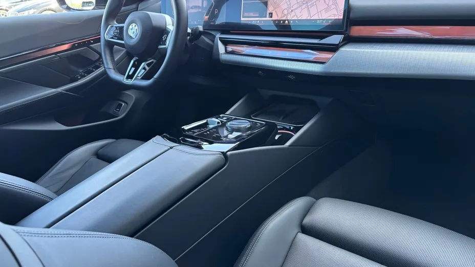 BMW Seria 5 520d xDrive mHEV M Sport aut