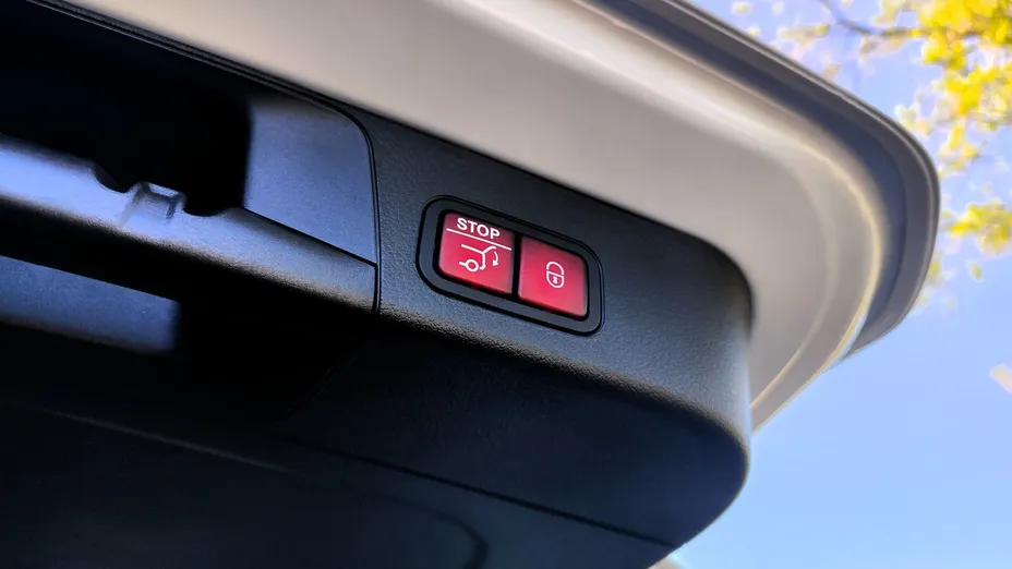 MERCEDES-BENZ GLB GLB 200 Progressive 7G-DCT