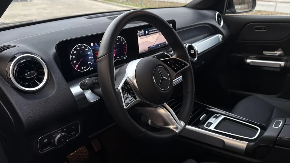 MERCEDES-BENZ GLB GLB 200 mHEV Progressive 7G-DCT