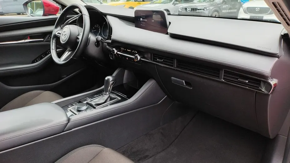 MAZDA 3 3 2.0 mHEV Kanjo aut