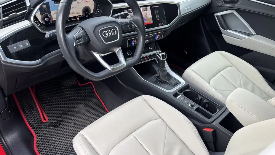 AUDI Q3 Sportback -