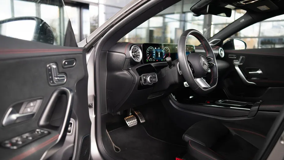 MERCEDES-BENZ CLA CLA 220 mHEV 4-Matic AMG Line 8G-DCT