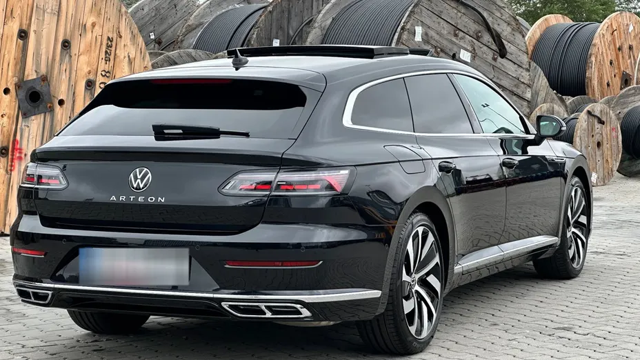 VOLKSWAGEN Arteon Arteon 2.0 TSI R-Line DSG
