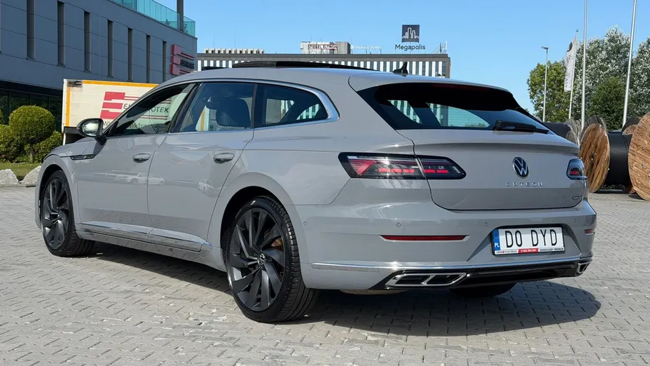VOLKSWAGEN Arteon -