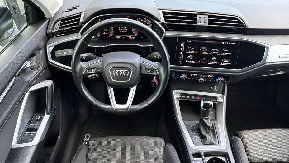 AUDI Q3 Sportback -