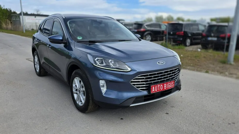 FORD Kuga -
