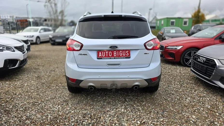 FORD Kuga -