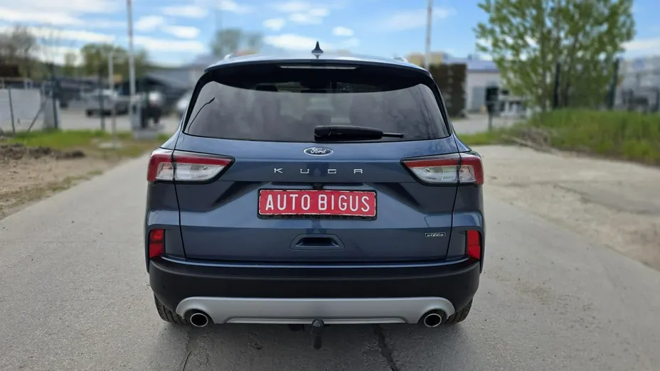 FORD Kuga -