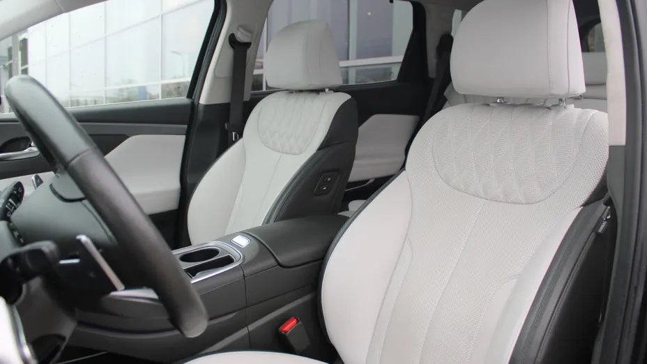 HYUNDAI Santa Fe Santa Fe 1.6 T-GDI HEV Platinum 4WD aut