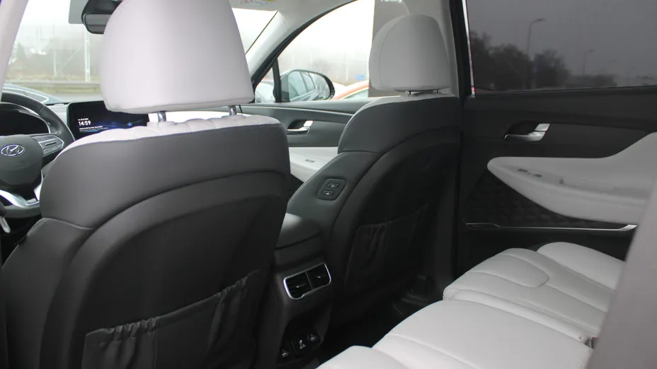 HYUNDAI Santa Fe Santa Fe 1.6 T-GDI HEV Platinum 4WD aut