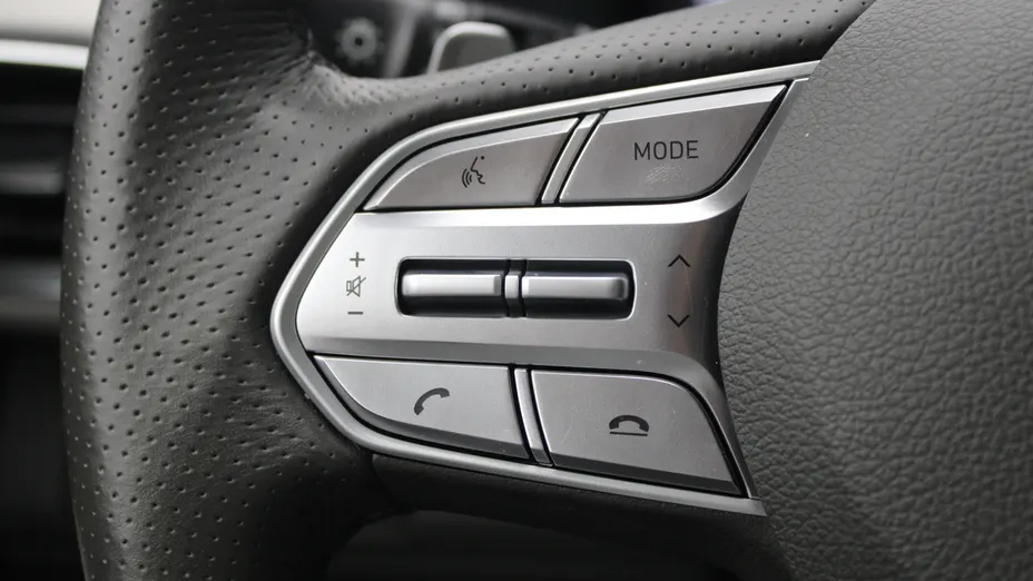 HYUNDAI Santa Fe Santa Fe 1.6 T-GDI HEV Platinum 4WD aut