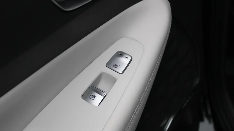 HYUNDAI Santa Fe Santa Fe 1.6 T-GDI HEV Platinum 4WD aut