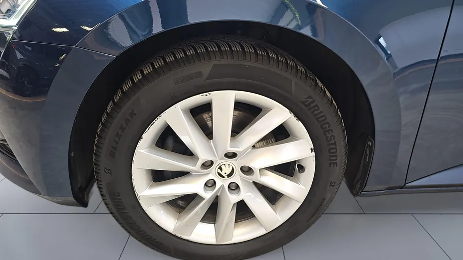 SKODA Superb Superb 2.0 TDI SCR Ambition