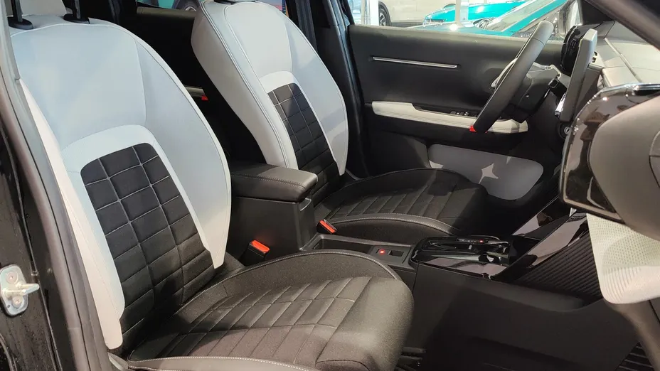 CITROEN C3 e-C3 EV113 Comfort Range 44.8kWh Max Nowy