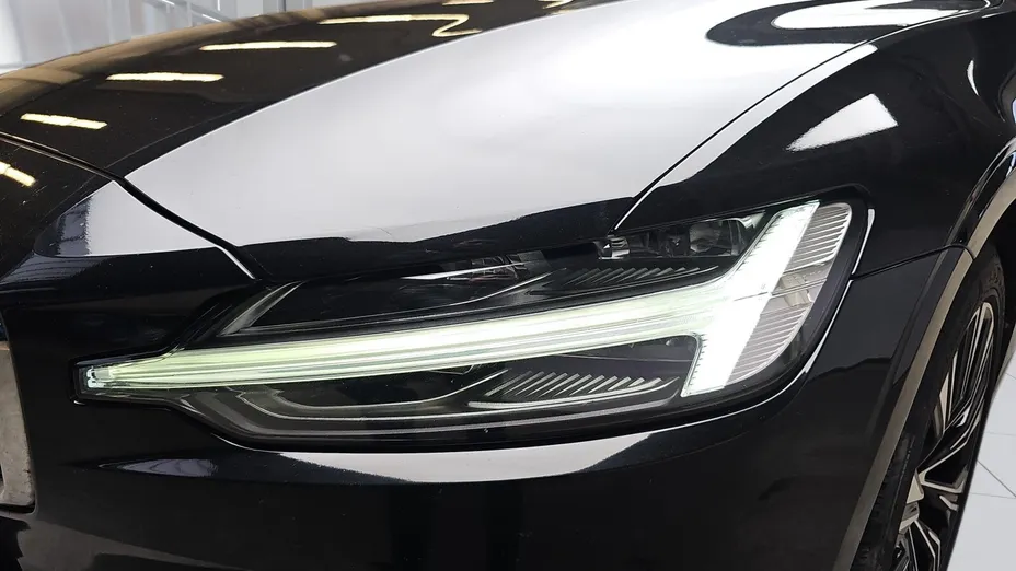 VOLVO V60 V60 B3 B Plus Bright aut