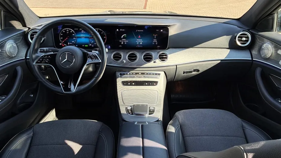 MERCEDES-BENZ E Klasa E 300 d 4-Matic