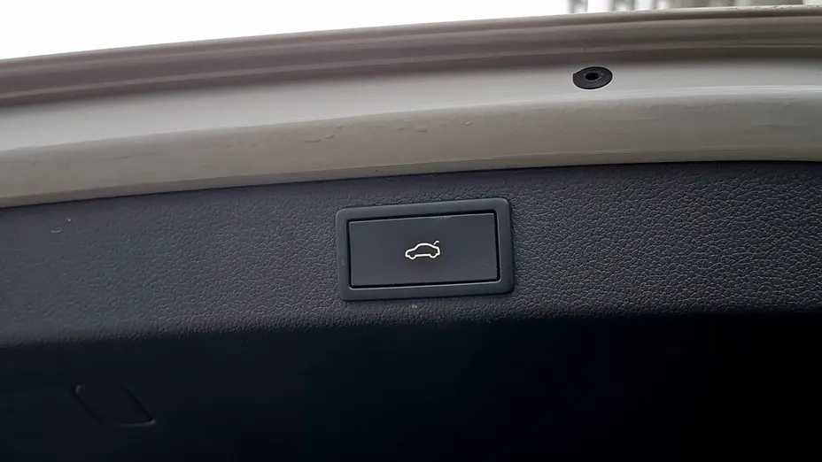 SKODA Superb Superb 2.0 TDI SCR Sportline DSG