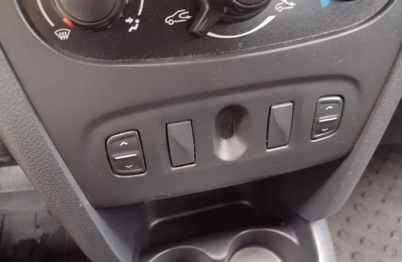 DACIA Sandero Sandero 1.5 Blue dCi Connected by Orange S&S
