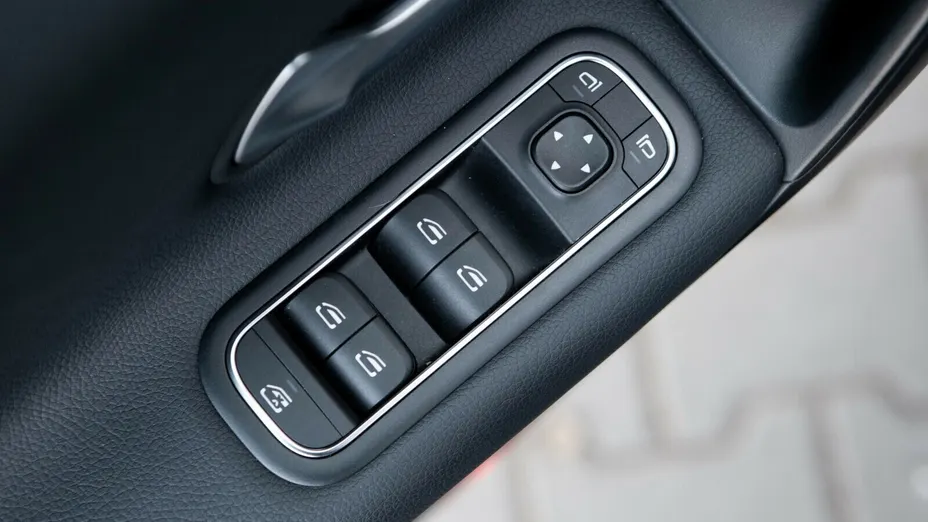 MERCEDES-BENZ CLA CLA 200 mHEV 7G-DCT