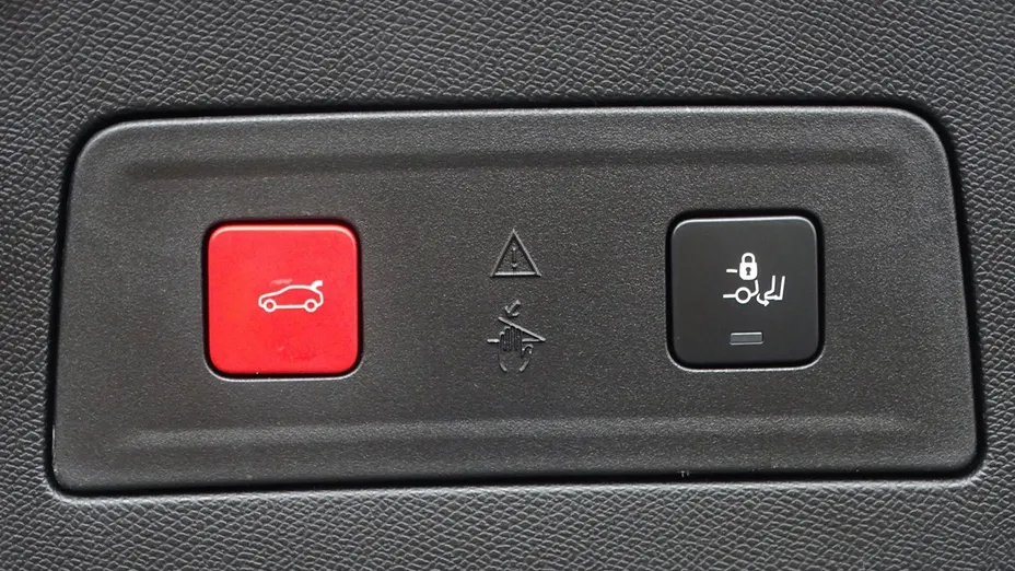 PEUGEOT 508 -