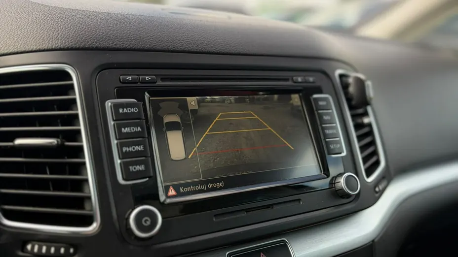 VOLKSWAGEN Sharan -