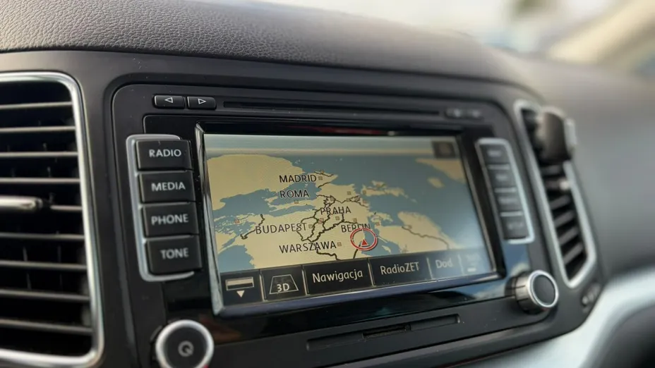 VOLKSWAGEN Sharan -