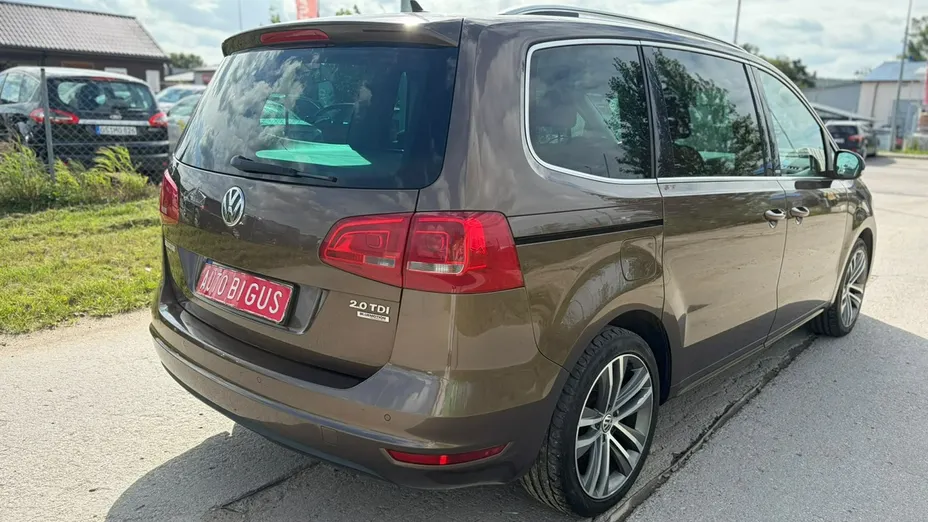 VOLKSWAGEN Sharan -