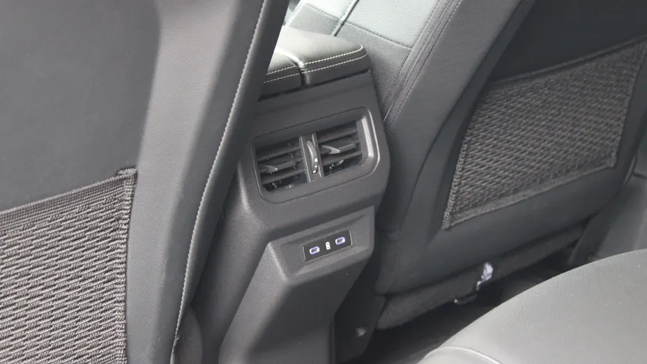 RENAULT Austral Austral 1.3 TCe mHEV Techno aut