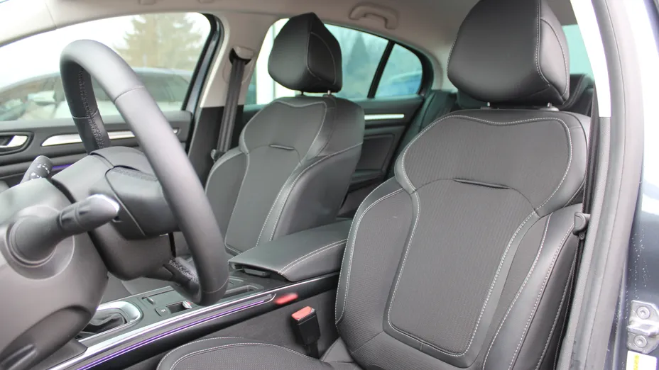 RENAULT Megane Megane 1.3 TCe Techno EDC