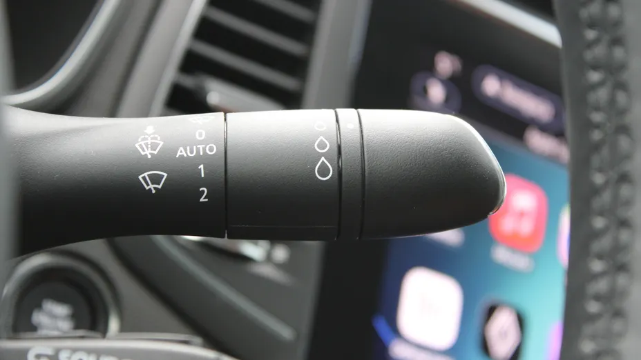 RENAULT Megane Megane 1.3 TCe Techno EDC