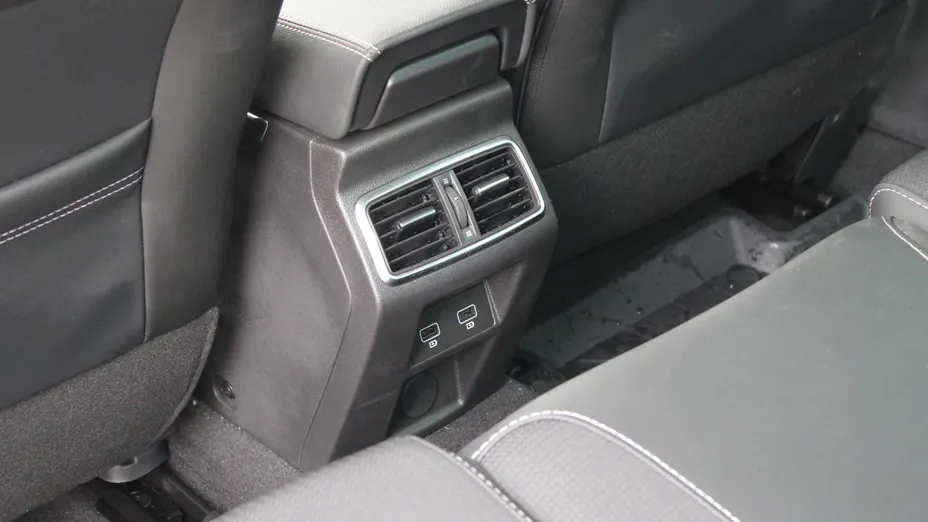 RENAULT Megane Megane 1.3 TCe Techno EDC