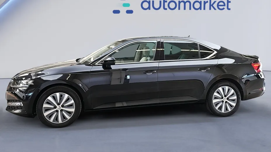 SKODA Superb Superb 2.0 TSI Style DSG