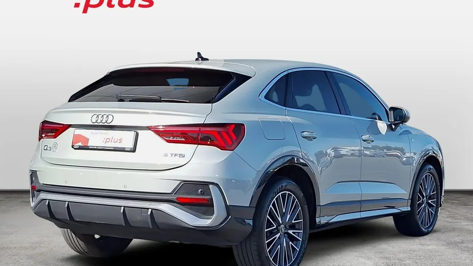 AUDI Q3 Sportback -