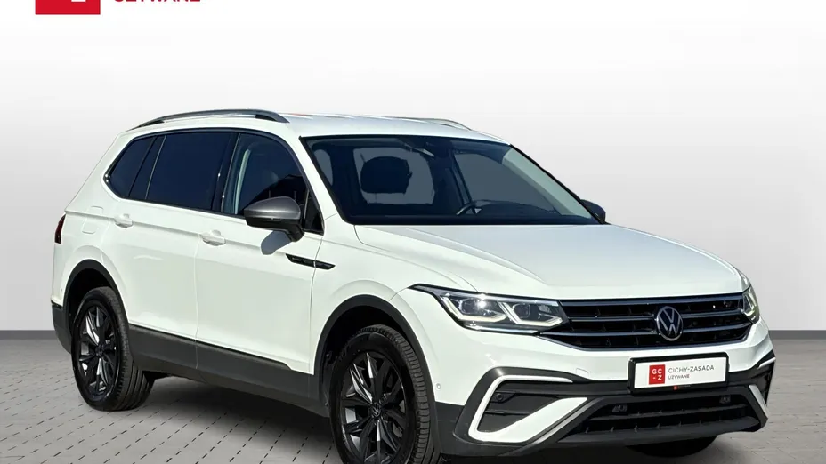 VOLKSWAGEN Tiguan Allspace -