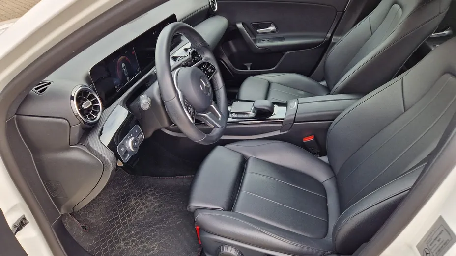 MERCEDES-BENZ A Klasa A 180 Style 7G-DCT