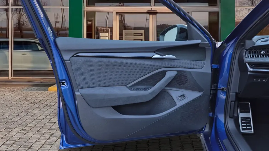 SKODA Superb Superb 2.0 TSI Sportline DSG Nowy