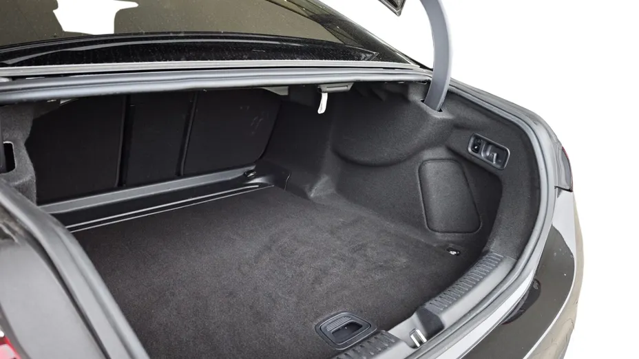 MERCEDES-BENZ E Klasa E 220 d mHEV 4-Matic AMG 9G-Tronic