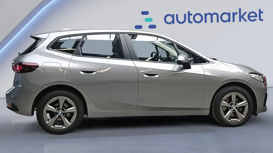 BMW Seria 2 218i aut