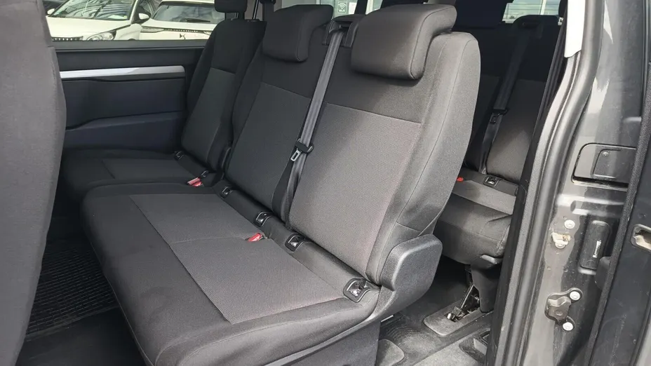 PEUGEOT Traveller Traveller 2.0 BlueHDi Long Business EAT8