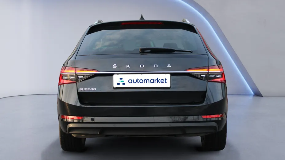 SKODA Superb Superb 2.0 TDI SCR Ambition DSG