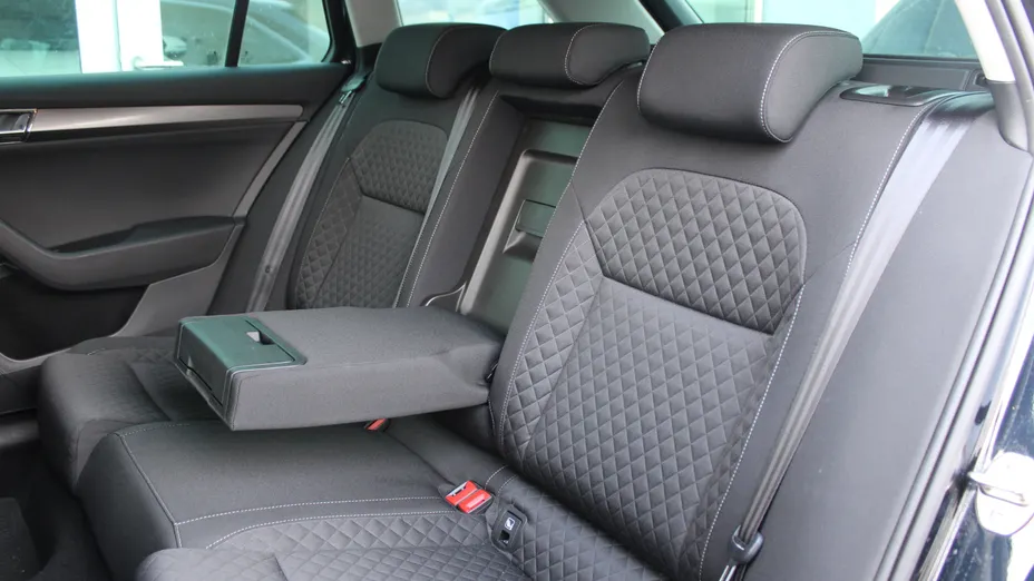 SKODA Superb Superb 2.0 TDI SCR Ambition DSG